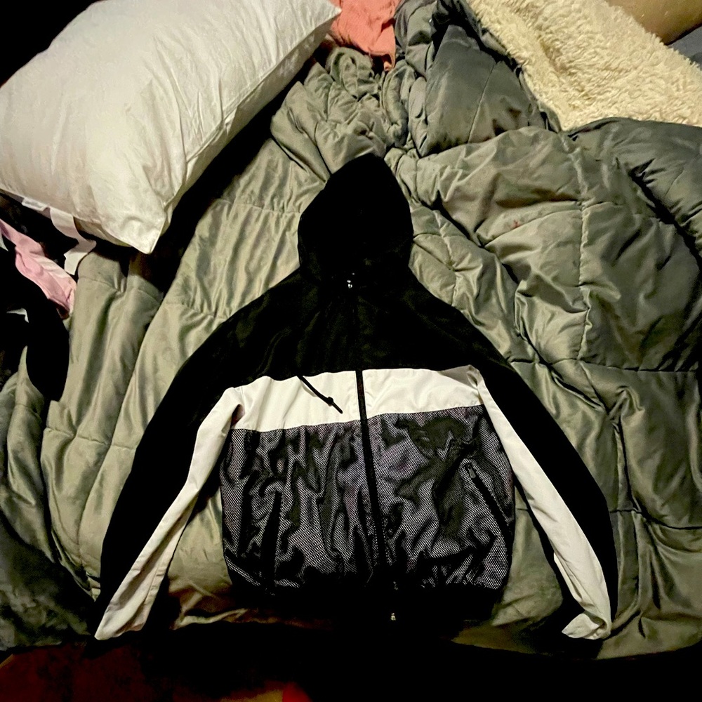 Thick windbreaker jacket